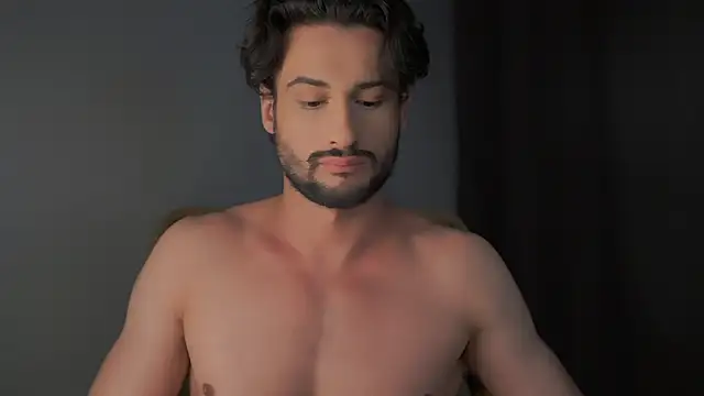 Keen   Luckystrike online show from December 22, 2024, 6:15 pm