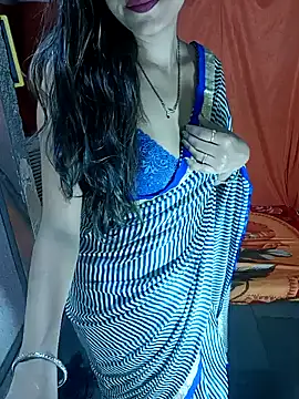 SHANAYA94 online show from December 11, 2024, 6:52 pm