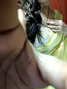 SHANAYA94 online show from November 27, 2025, 6:32 pm