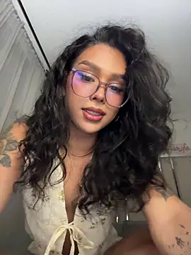 Samantha Bernardo online show from July 25, 2026, 12:42 am