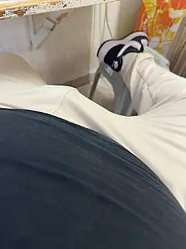 buri232 online show from February 27, 2025, 7:04 pm