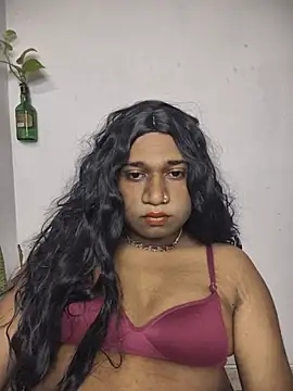 Snapshot of Akhilamolu_the_transsissy chatting on July 29, 2026, 4:21 am Akhilamolu the transsissy online show from July 29, 2026, 4:21 am