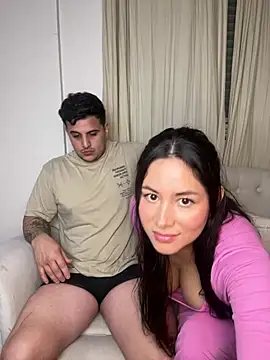 Snapshot of Sexandfire chatting on August 1, 2026, 11:36 pm Sexandfire online show from August 1, 2026, 11:36 pm