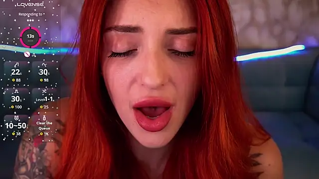 Snapshot of Sweety_one_ chatting on November 26, 2025, 1:56 pm Sweety one online show from November 26, 2025, 1:56 pm