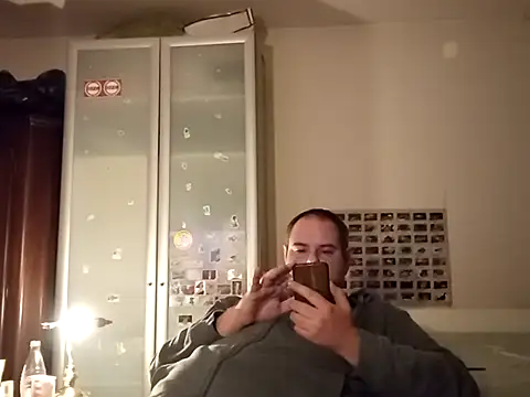 tididi1986 online show from November 21, 2025, 6:50 pm