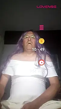 Snapshot of karlaalva chatting on July 1, 2026, 6:04 am karlaalva online show from July 1, 2026, 6:04 am