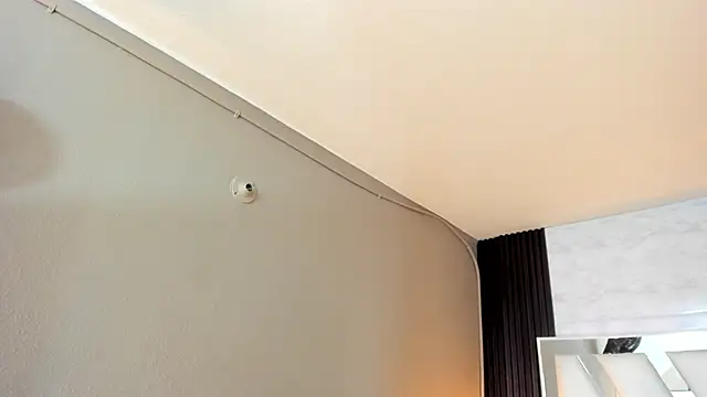 Linda4Petite online show from February 21, 2026, 6:20 pm