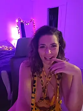 Ellie-L-Elizabeth online show from October 18, 2025, 4:48 am