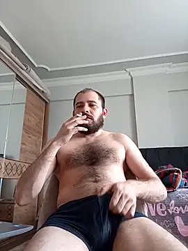 NiiiRvaNaa online show from October 15, 2025, 6:35 am