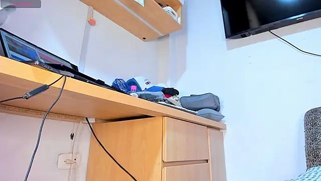 MikeMiller2 online show from September 30, 2025, 6:18 am