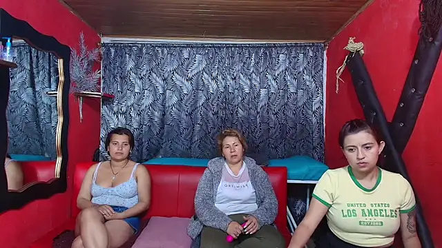 lesbiancuple online show from January 29, 2025, 12:33 am