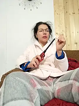 SquirtyMellissaLabia online show from December 18, 2025, 6:19 am