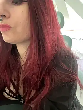 LunaMoongirl online show from November 12, 2025, 3:01 pm