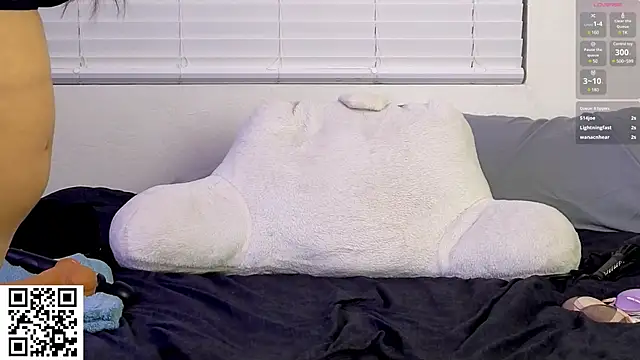 AriannaPena online show from February 8, 2025, 4:36 am