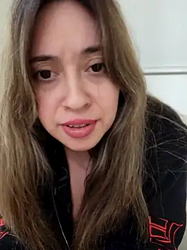 AriannaPena online show from March 13, 2025, 9:43 am