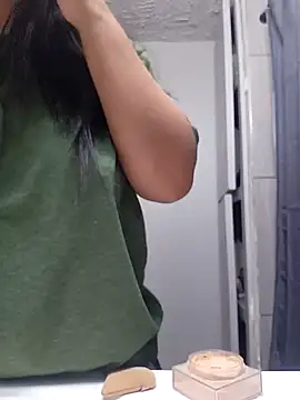 AriannaPena online show from October 11, 2025, 9:57 pm