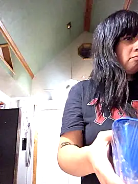 AriannaPena online show from November 14, 2025, 11:46 pm