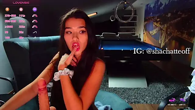 shachatteof online show from October 5, 2025, 8:23 am