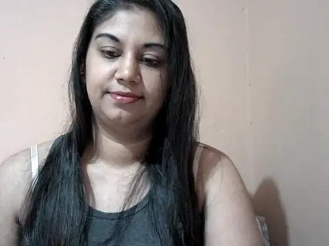 bellachow10 online show from April 15, 2026, 5:47 am