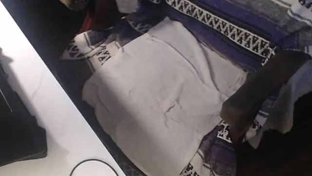 QueenDenizeAndTheCaptain online show from October 2, 2025, 5:47 am