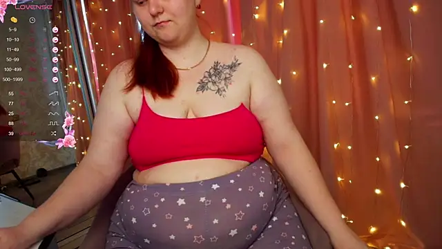 Mia Bows online show from June 25, 2026, 1:16 am