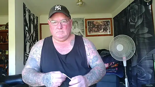 Snapshot of HOTANAL chatting on June 24, 2026, 2:32 am HOTANAL online show from June 24, 2026, 2:32 am