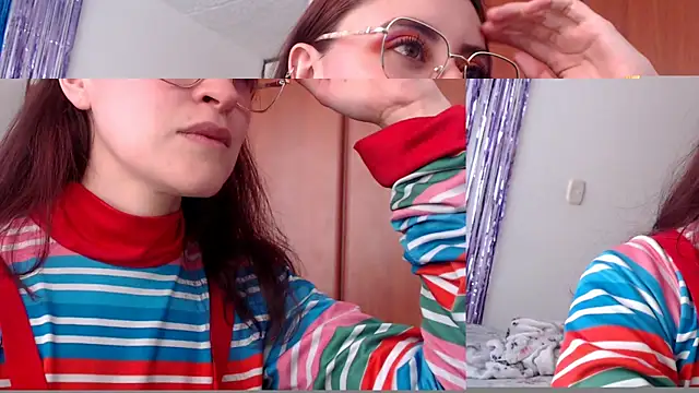 Snapshot of Juls_winter_ chatting on October 6, 2025, 5:21 pm Juls winter online show from October 6, 2025, 5:21 pm