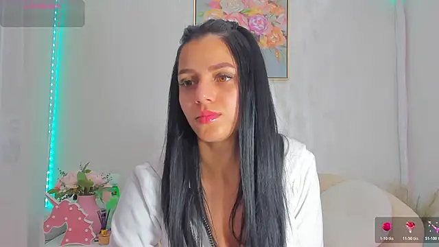 Sarabecker online show from May 13, 2026, 7:28 am