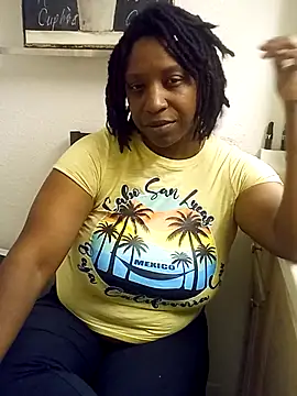 markquanna online show from July 9, 2026, 3:32 am
