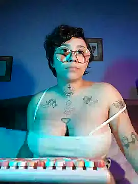 Lilmuh  online show from December 15, 2024, 3:34 am