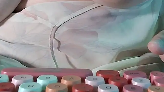 Lilmuh  online show from March 15, 2025, 3:18 am