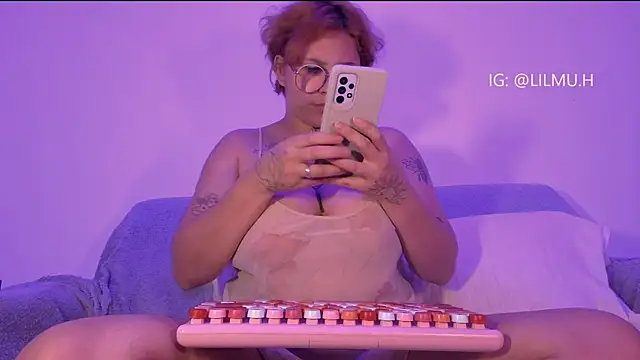 Lilmuh  online show from October 18, 2025, 11:27 pm