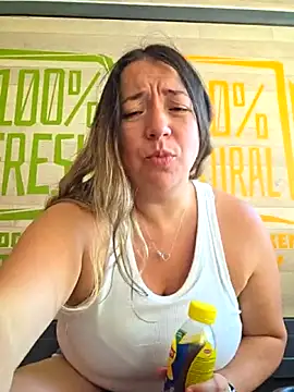 isabella rossse online show from May 29, 2026, 12:58 pm
