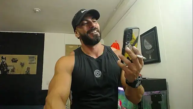 Snapshot of romeolovedark chatting on January 29, 2025, 3:12 am romeolovedark online show from January 29, 2025, 3:12 am