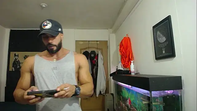 Snapshot of romeolovedark chatting on February 3, 2025, 3:20 am romeolovedark online show from February 3, 2025, 3:20 am