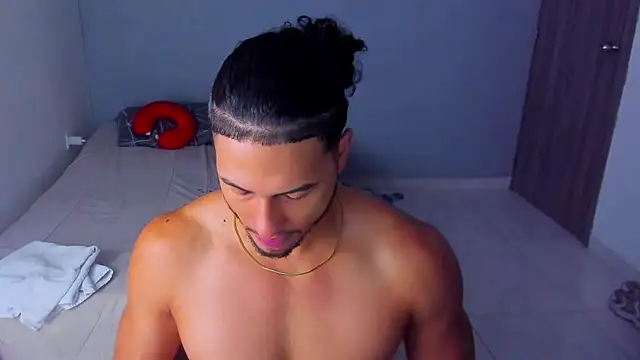 Kris Khalifa69 online show from January 8, 2026, 8:38 am