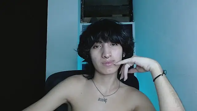 littlextreme online show from May 21, 2026, 1:56 am