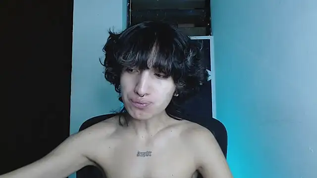 littlextreme online show from May 22, 2026, 1:02 am