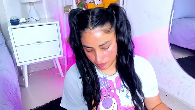 Snapshot of Kirara_22 chatting on May 28, 2026, 8:17 pm Kirara 22 online show from May 28, 2026, 8:17 pm