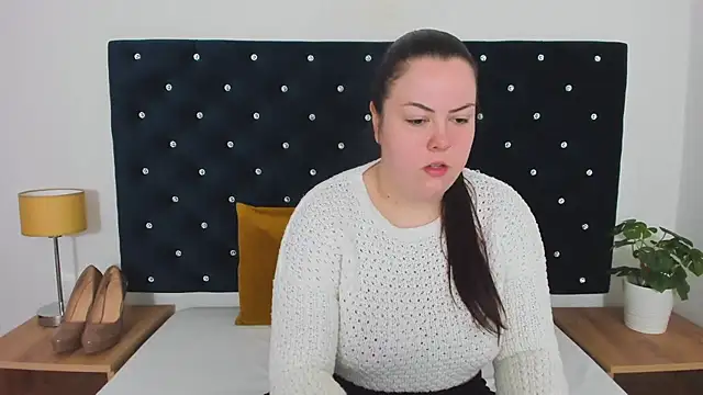 EvaLick online show from March 18, 2025, 5:52 am