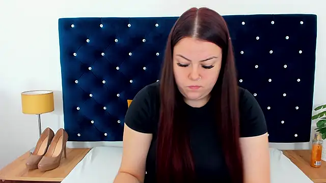 EvaLick online show from September 29, 2025, 5:56 am