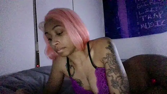 sexybribrixh online show from March 7, 2025, 2:57 am