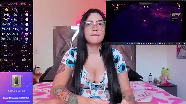 cutesarah  online show from December 10, 2024, 8:38 pm