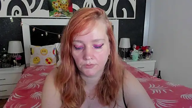 Snapshot of SinFulTitsDD chatting on February 28, 2025, 9:12 pm SinFulTitsDD online show from February 28, 2025, 9:12 pm