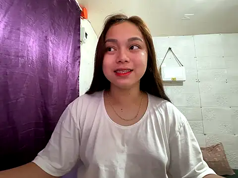 SweetieAngelx online show from September 10, 2025, 8:31 pm