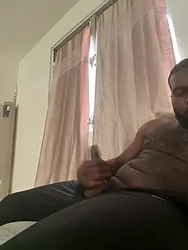 Snapshot of waakenda chatting on July 4, 2026, 8:15 pm waakenda online show from July 4, 2026, 8:15 pm