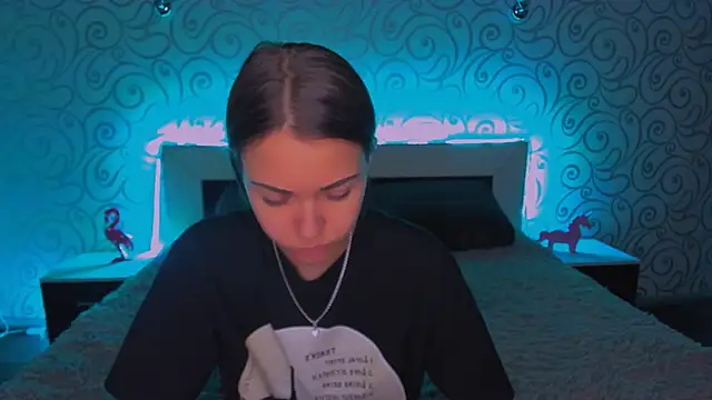 AlexaBarkley online show from December 9, 2024, 6:34 am