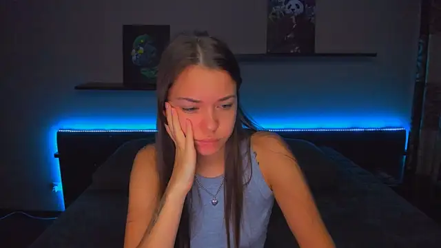 AlexaBarkley online show from October 13, 2025, 12:21 am