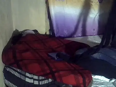 cute-shamza online show from April 13, 2026, 5:40 pm