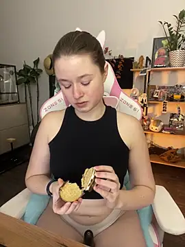 sweetest pie online show from November 8, 2025, 9:57 pm